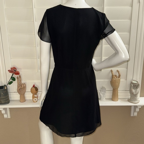 Aritzia Wilfred Nazaire Dress in Black - Picture 7 of 13